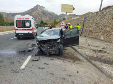 Gümüşhane’de trafik kazası: 3 yaralı
