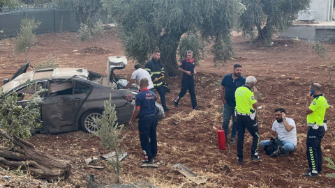 Hurdaya dönen araçtan burnu bile kanamadan çıktı
