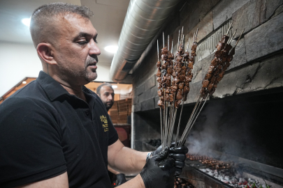 Bursa'da ciğer pirzolayı solladı!