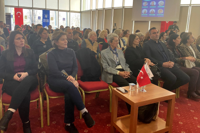 Türk kadınına seçme ve seçilme hakkı tanınması, 90. yılında Bursa'da ele alındı