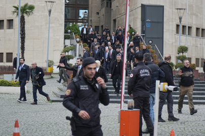 Bakan Memişoğlu'ndan adliyedeki saldırıda yaralanan askerleri ziyaret!