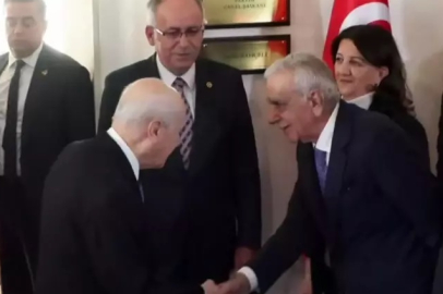 Bahçeli, DEM Partilileri kapıda karşıladı! İşte ilk mesajlar...