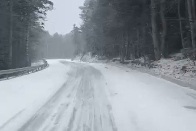 Uludağ yeniden beyaza büründü