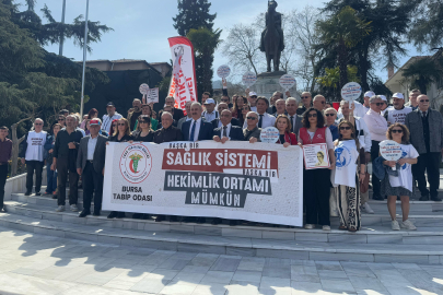 Bursa’da sağlık çalışanları eylemde: “Başka bir sağlık sistemi mümkün”